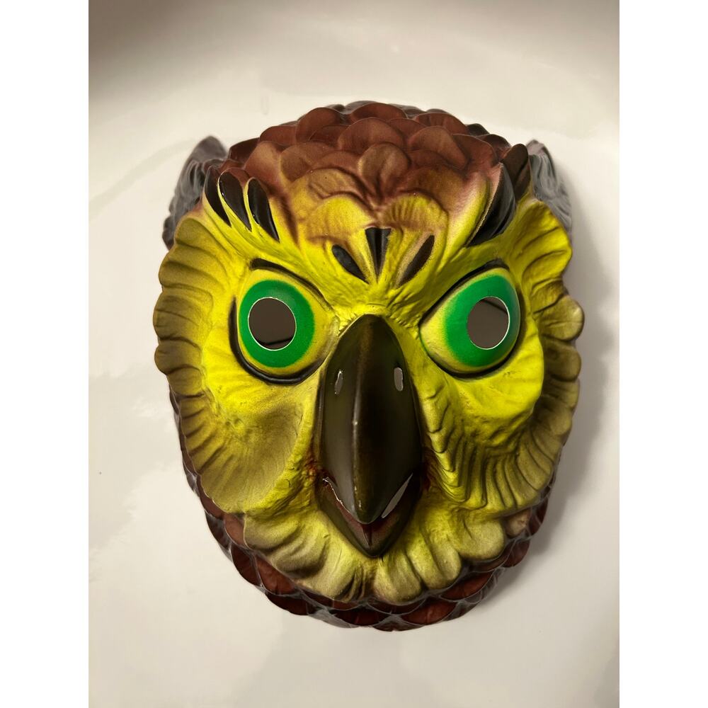 Vintage 1960s 1970s Cesar Style Owl Bird Animal Halloween Plastic Mask‎